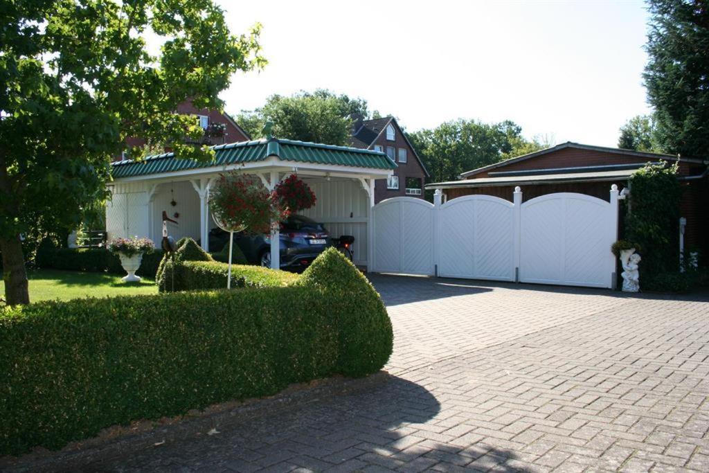 Ewigleben, Landhaus Gartenstrasse Биспинген Екстериор снимка